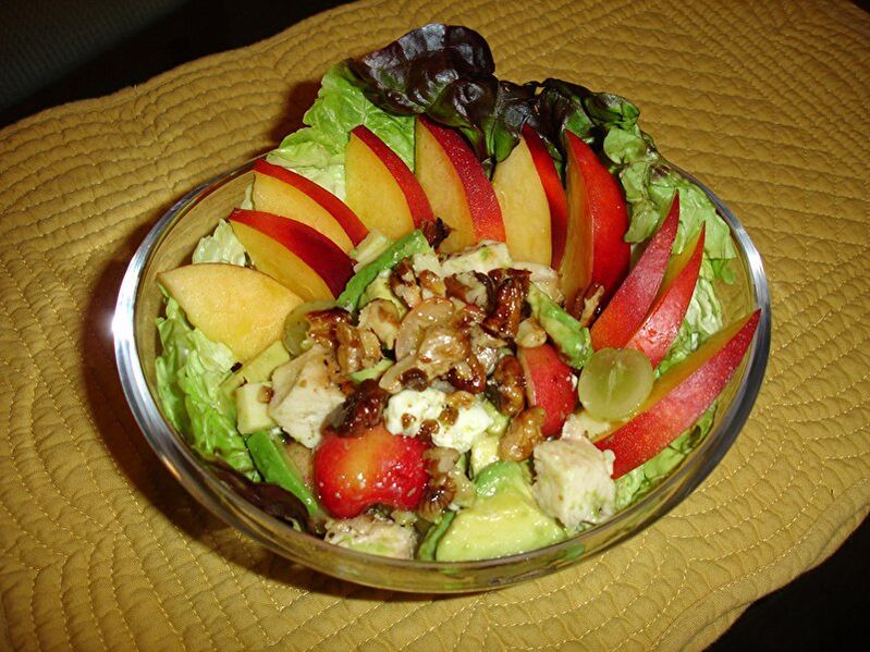 Salata de nuci si fructe pentru potenta